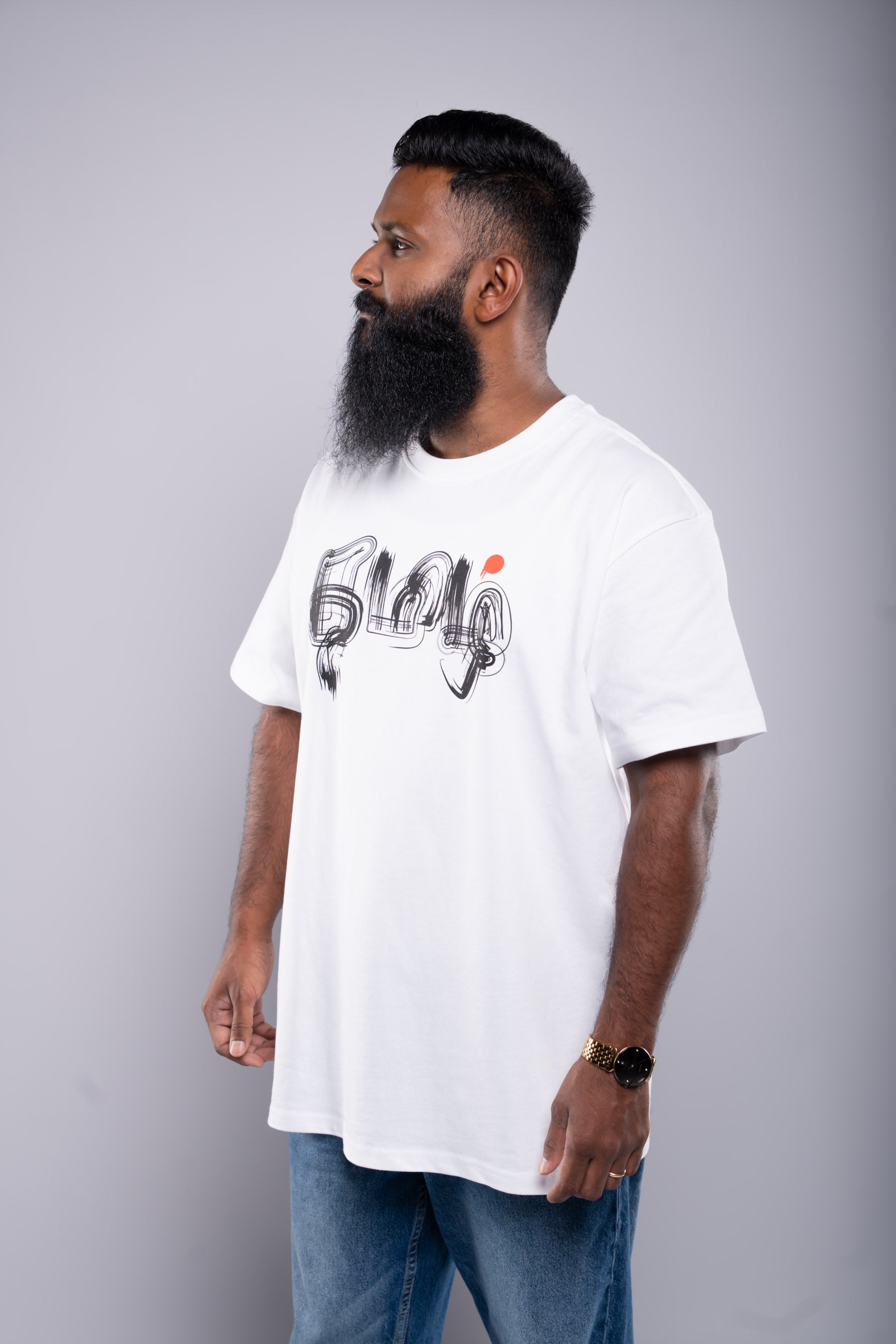 Unser Model ist 178 cm gross und trägt Grösse L