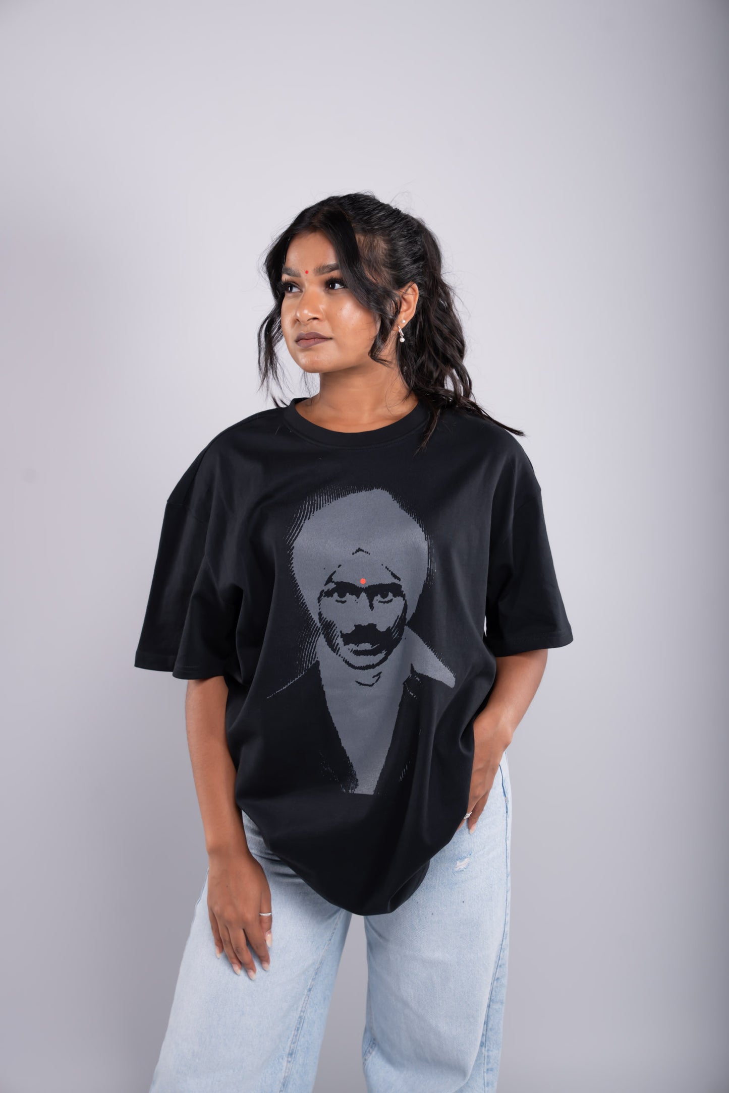 Unser Model ist 160 cm gross und trägt Grösse M